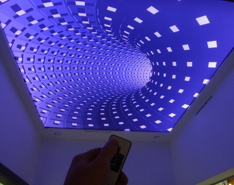 Заказать 3d натяжные потолки в г. Ивангород